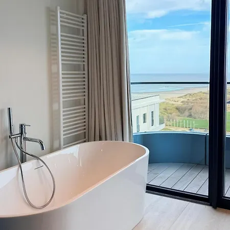 High-end Seaview In Oosteroever 6 Guests Apartment Ostend