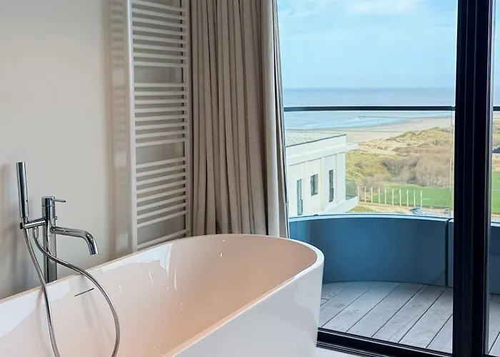 High-end Seaview In Oosteroever 6 Guests Апартаменты Остенде