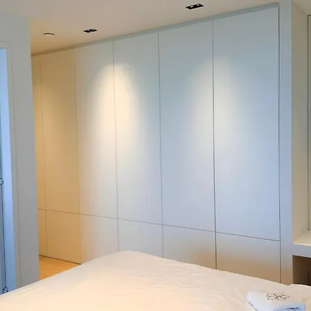High-end Seaview In Oosteroever 6 Guests Апартаменти Остенде